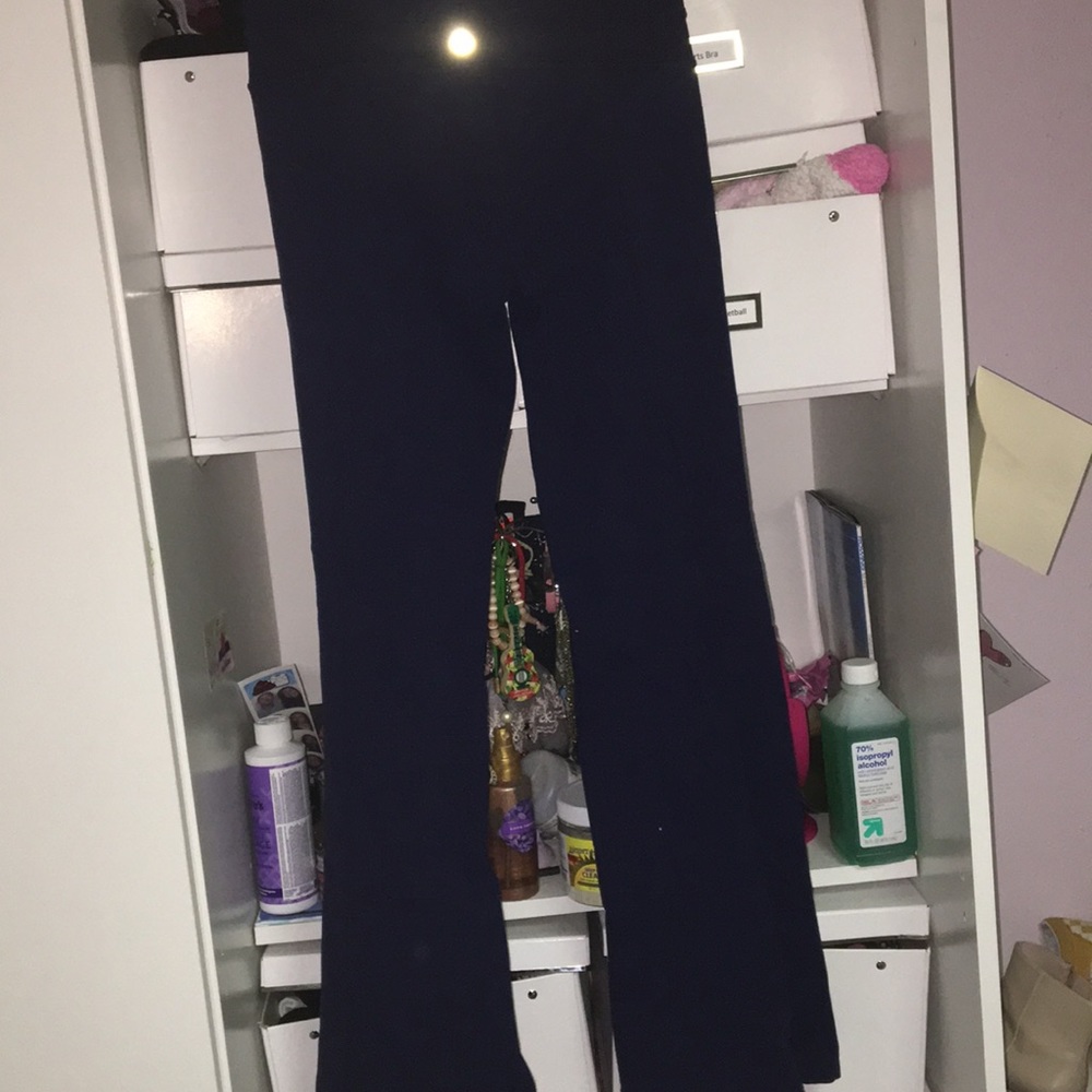 Navy blue, bootcut Lululemon leggings